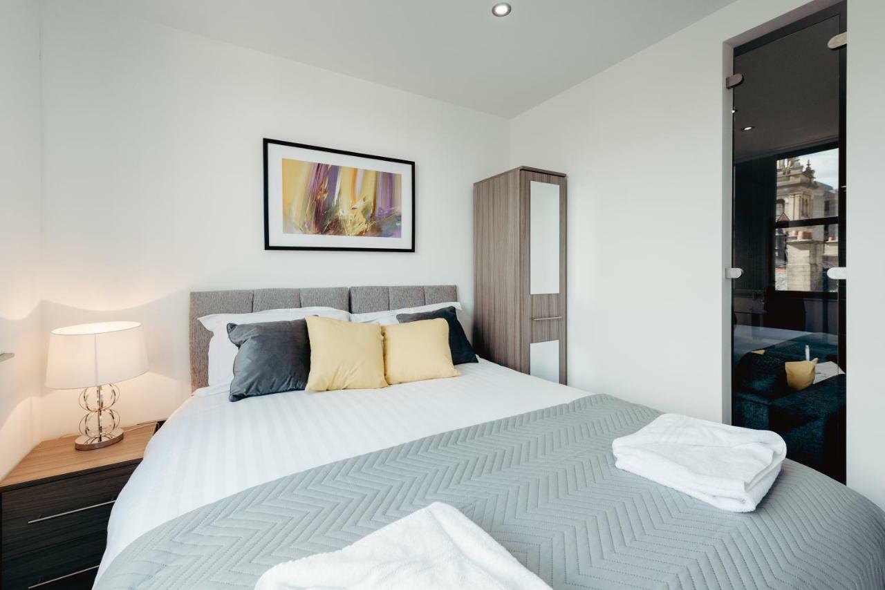 Serviced Apartments At Halifax House Bagian luar foto