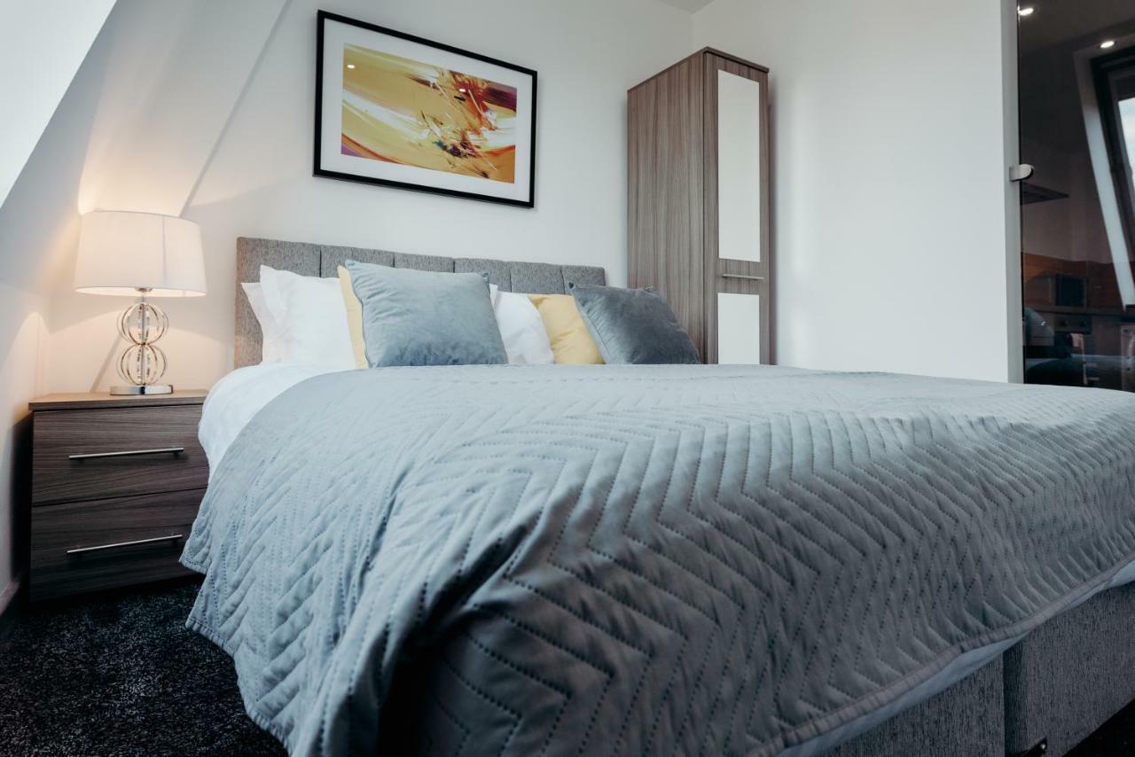 Serviced Apartments At Halifax House Bagian luar foto