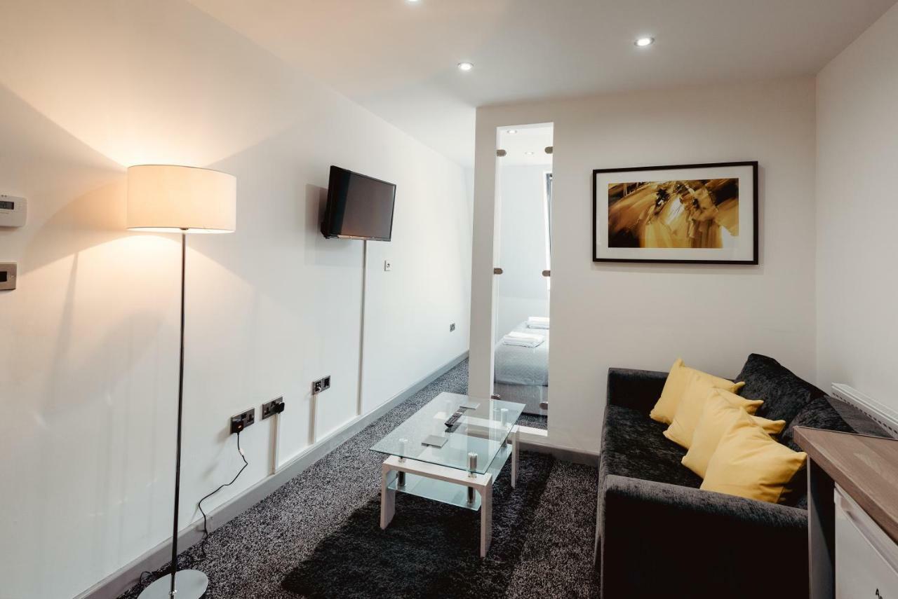 Serviced Apartments At Halifax House Bagian luar foto