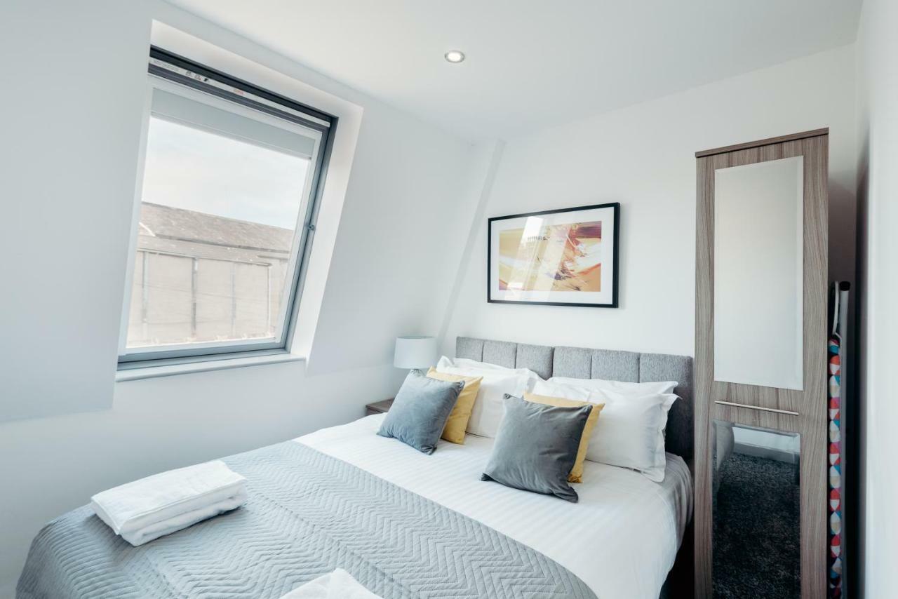 Serviced Apartments At Halifax House Bagian luar foto